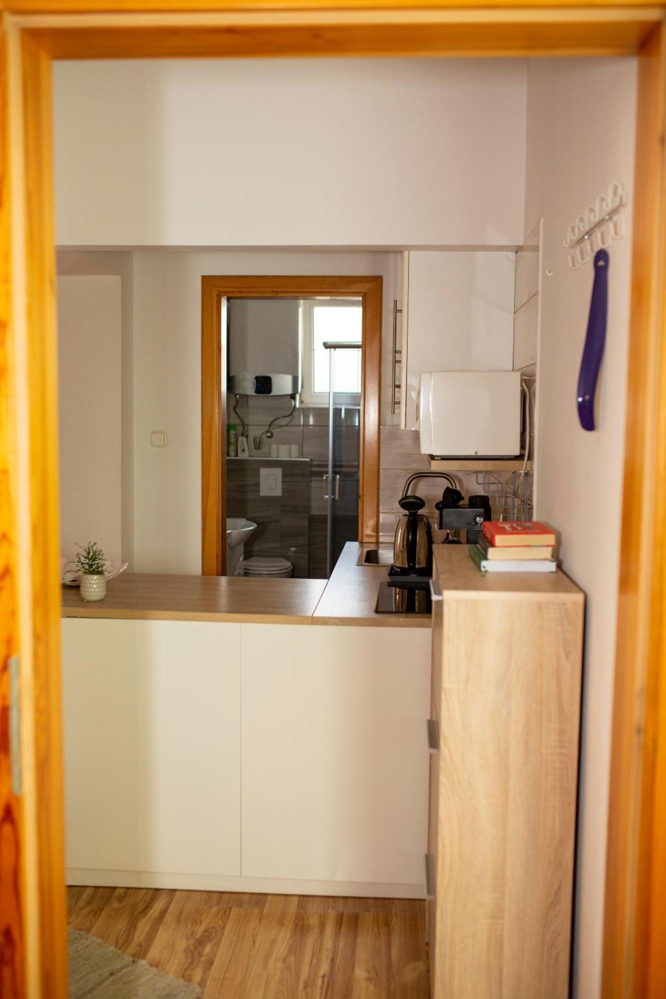 Huerkecz Apartmanhaz Hévíz المظهر الخارجي الصورة